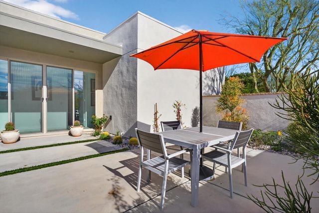 1658 Ava Court, Palm Springs, CA 92262