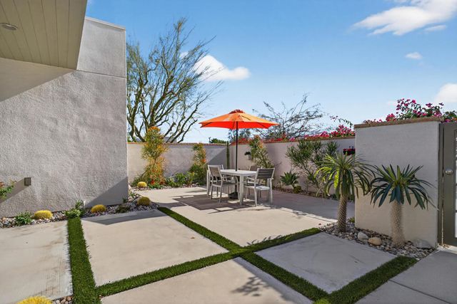 1658 Ava Court, Palm Springs, CA 92262
