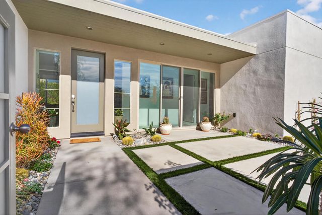 1658 Ava Court, Palm Springs, CA 92262