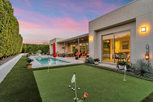 1658 Ava Court, Palm Springs, CA 92262