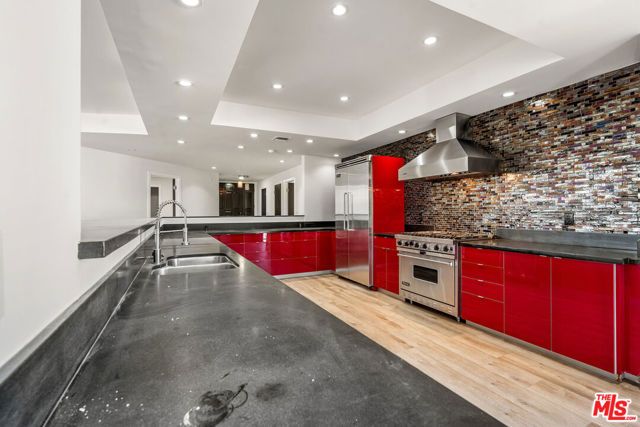 4460 Wilshire Boulevard 406, Los Angeles, CA 90010