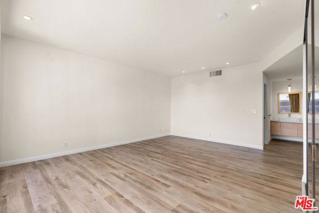 4460 Wilshire Boulevard 406, Los Angeles, CA 90010