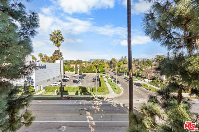 4460 Wilshire Boulevard 406, Los Angeles, CA 90010