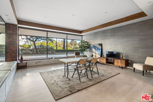 4460 Wilshire Boulevard 406, Los Angeles, CA 90010