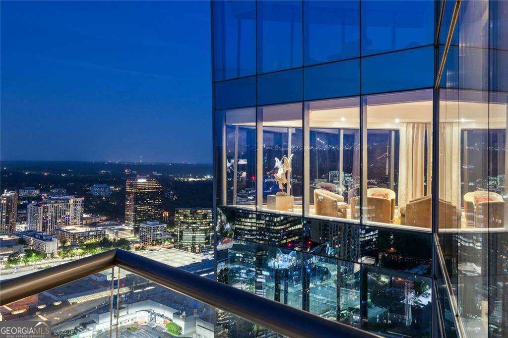 3344 Peachtree Road NE 4102, Atlanta, GA 30326 — exterior