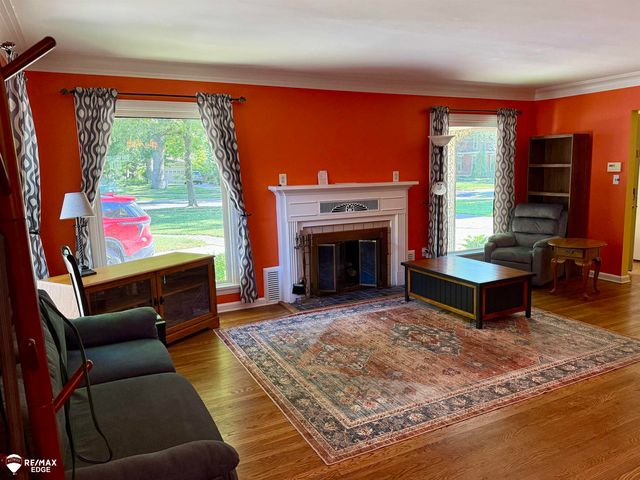 418 E Oliver Street, Owosso, MI 48867