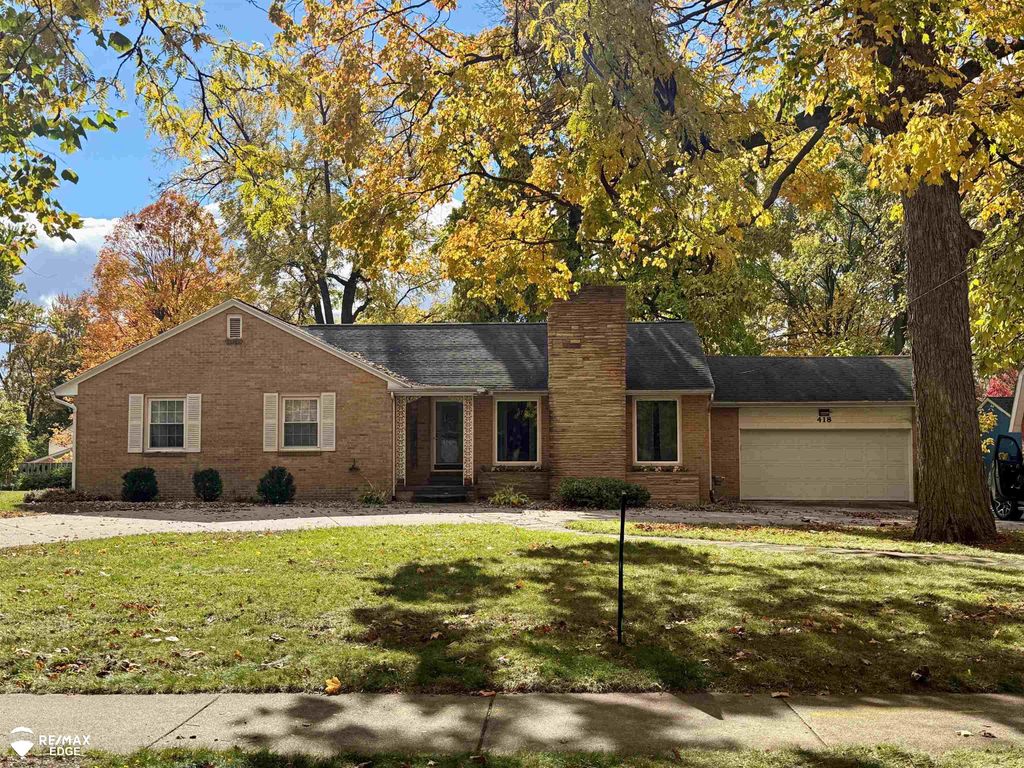 418 E Oliver Street, Owosso, MI 48867