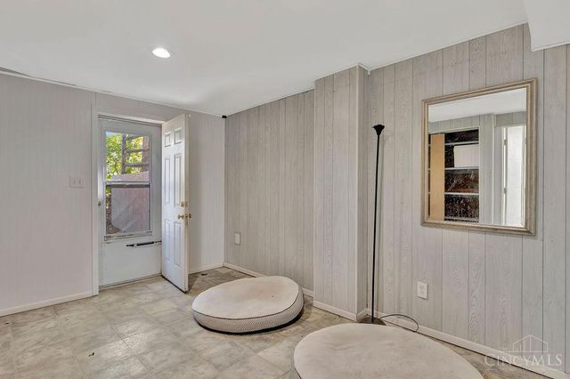 8303 Weller Road, Montgomery, OH 45242