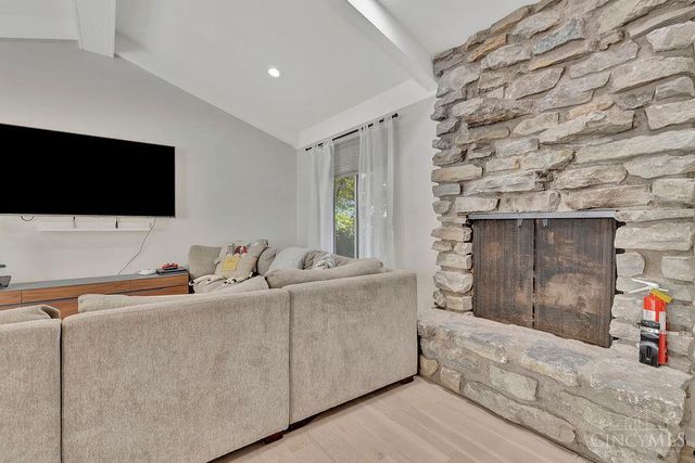 8303 Weller Road, Montgomery, OH 45242