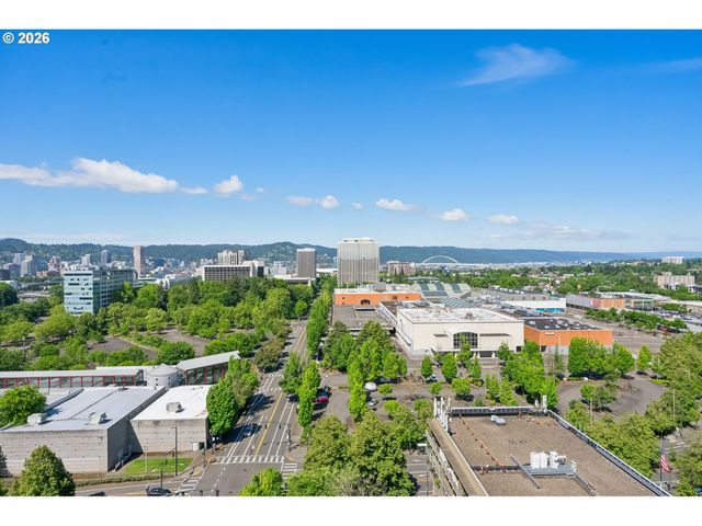 1220 Ne 17TH Ave 2F, Portland, OR 97232