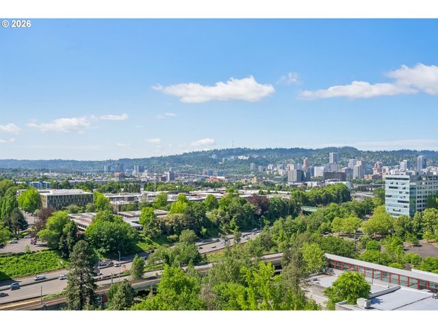 1220 Ne 17TH Ave 2F, Portland, OR 97232