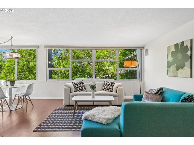 1220 Ne 17TH Ave 2F, Portland, OR 97232