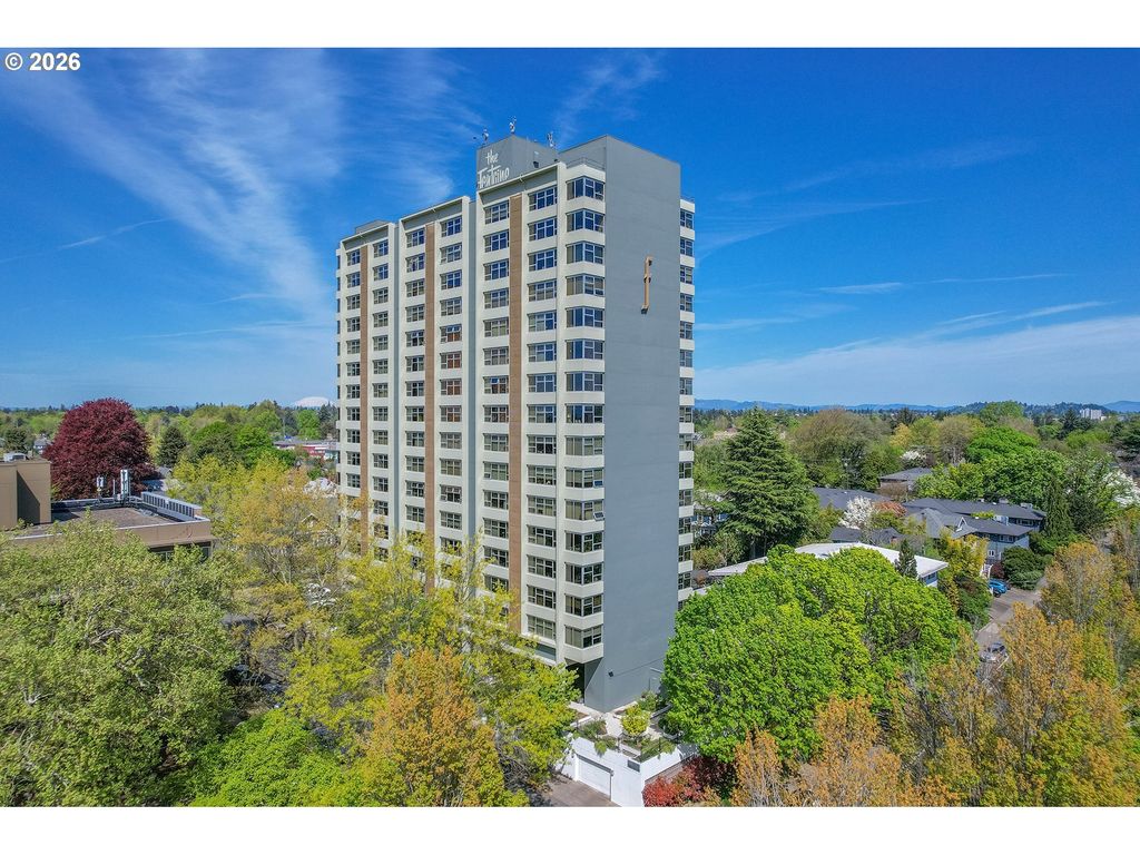 1220 Ne 17TH Ave 2F, Portland, OR 97232
