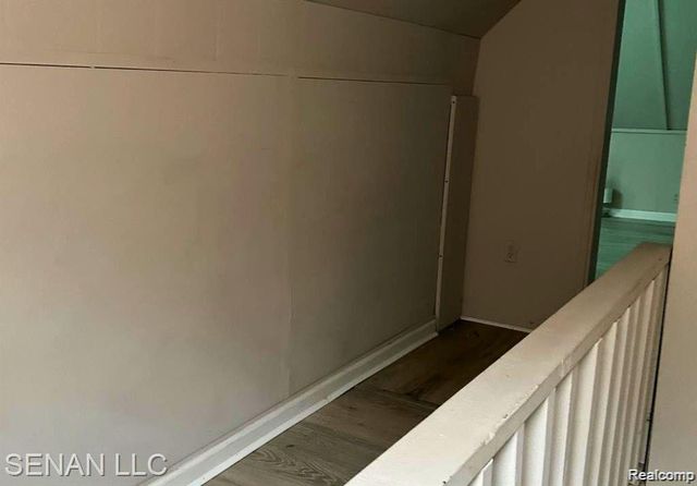 1520 E Oakland Avenue, Lansing, MI 48906