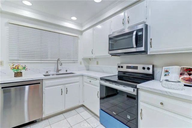 5330 Bahia Blanca N, Laguna Woods, CA 92637