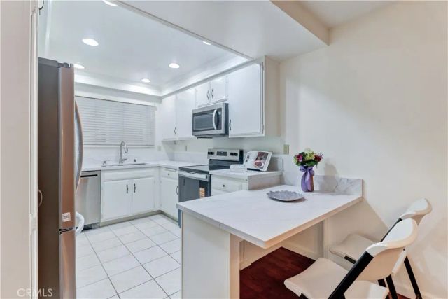 5330 Bahia Blanca N, Laguna Woods, CA 92637