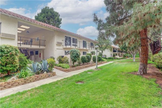 5330 Bahia Blanca N, Laguna Woods, CA 92637