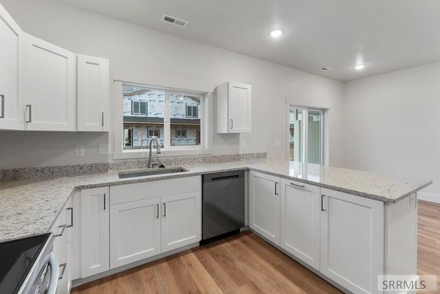 499 Furrow Drive, Sugar City, ID 83448