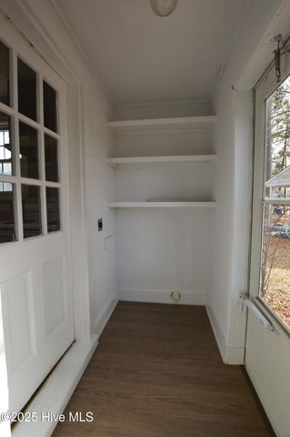 500 Sherwood Road, Jacksonville, NC 28540