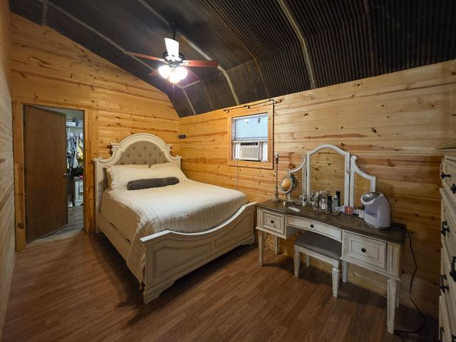 309 Medina Drive, Trinity, TX 75862