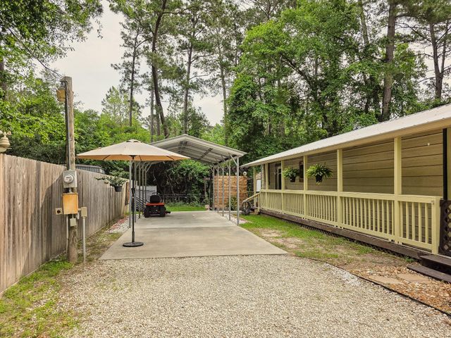 309 Medina Drive, Trinity, TX 75862