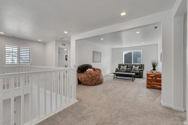 1046 E BLAZING SUN DR, Eagle Mountain, UT 84005