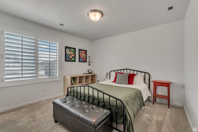 1046 E BLAZING SUN DR, Eagle Mountain, UT 84005