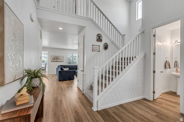 1046 E BLAZING SUN DR, Eagle Mountain, UT 84005