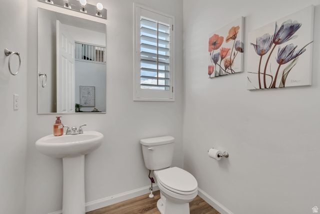 1046 E BLAZING SUN DR, Eagle Mountain, UT 84005