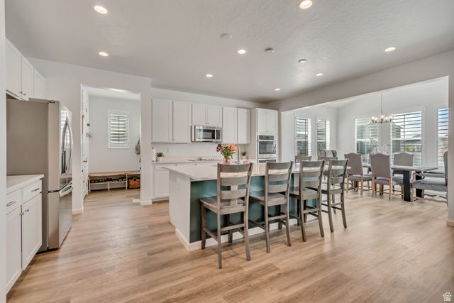 1046 E BLAZING SUN DR, Eagle Mountain, UT 84005