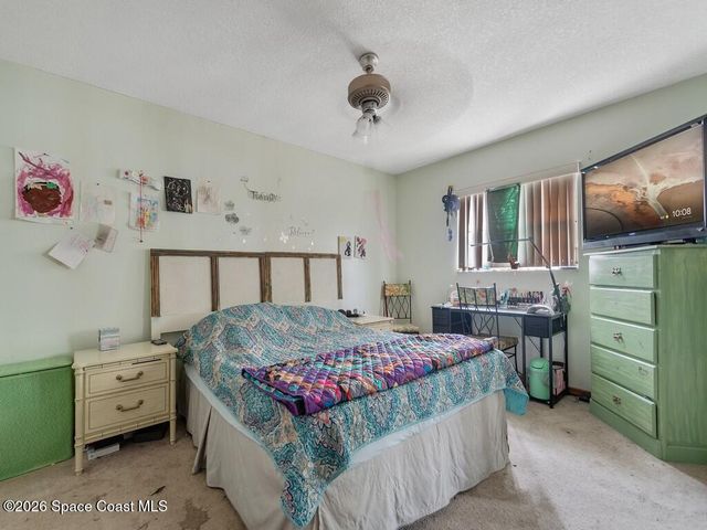 689 Caballero Avenue SE, Palm Bay, FL 32909