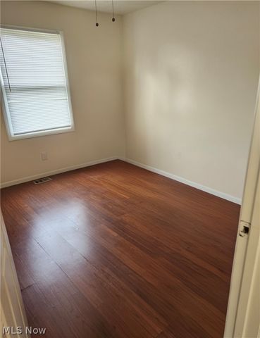 3002 Harmont Avenue NE, Canton, OH 44705