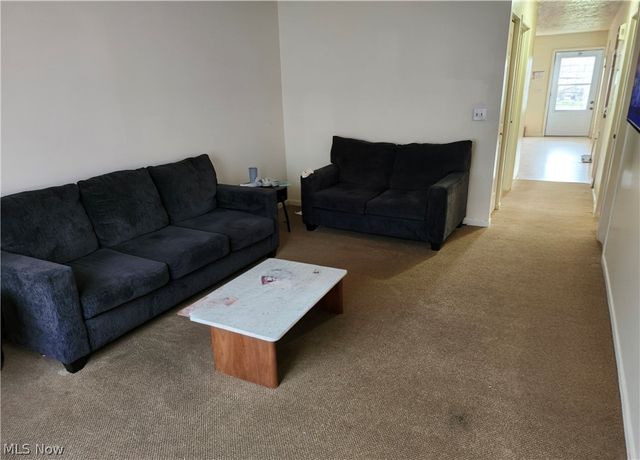 3002 Harmont Avenue NE, Canton, OH 44705