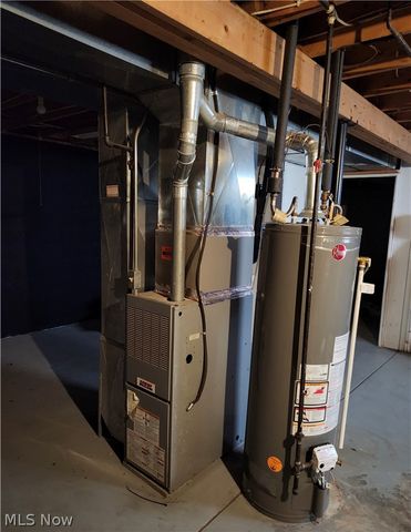 3002 Harmont Avenue NE, Canton, OH 44705