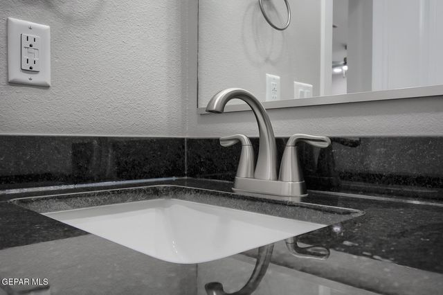 3812 Course Street, El Paso, TX 79938