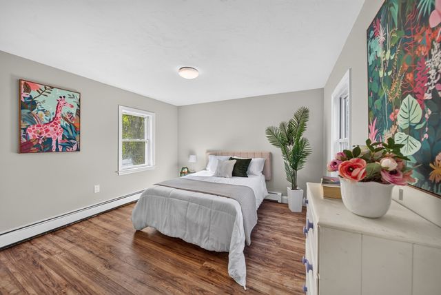 158 Southbridge Rd, Oxford, MA 01537
