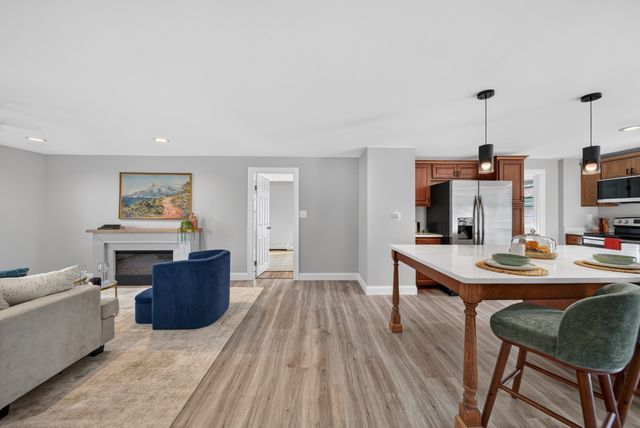 158 Southbridge Rd, Oxford, MA 01537