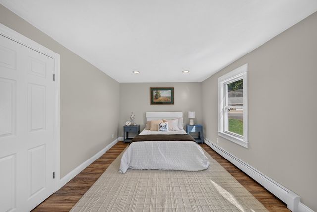 158 Southbridge Rd, Oxford, MA 01537