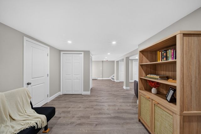 158 Southbridge Rd, Oxford, MA 01537