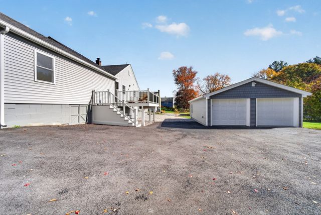 158 Southbridge Rd, Oxford, MA 01537