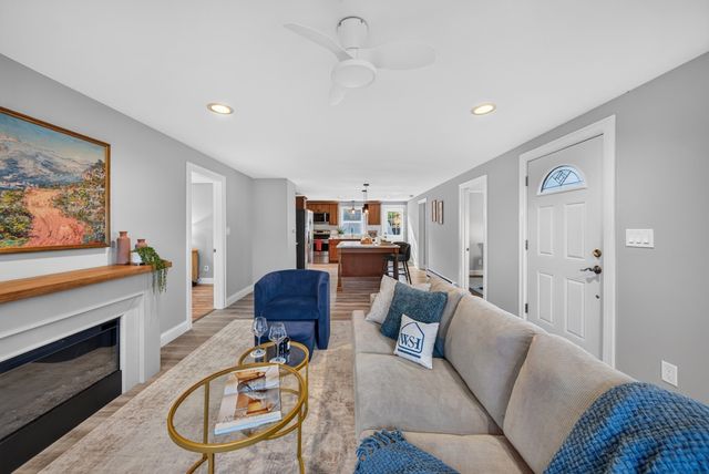 158 Southbridge Rd, Oxford, MA 01537