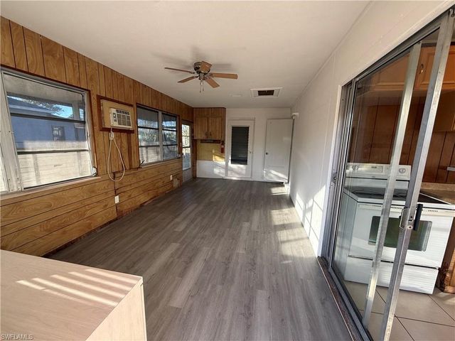 505 Jersey RD W, Lehigh Acres, FL 33936