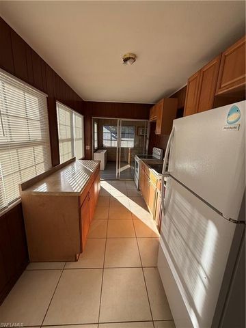 505 Jersey RD W, Lehigh Acres, FL 33936