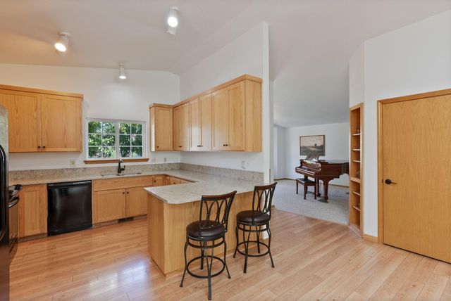 1671 NE Meerkat Avenue, Bend, OR 97701