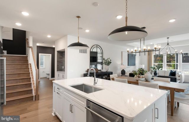 18278 CRESSWELL REST LN, Leesburg, VA 20176