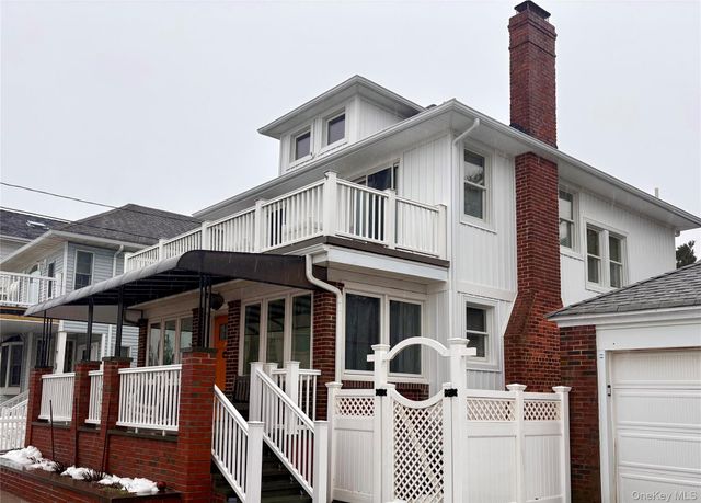 11 Delaware Avenue, Long Beach, NY 11561