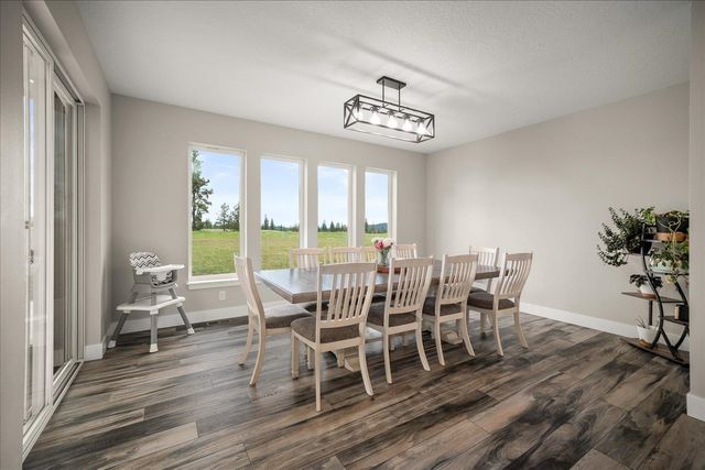 14506 W Pine Bluff Rd, Nine Mile Falls, WA 99026