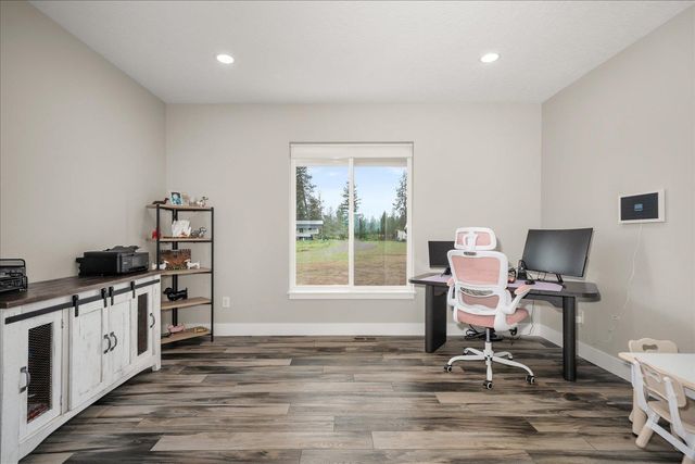 14506 W Pine Bluff Rd, Nine Mile Falls, WA 99026