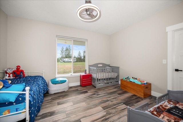 14506 W Pine Bluff Rd, Nine Mile Falls, WA 99026