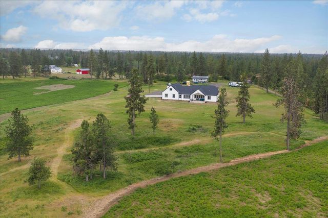 14506 W Pine Bluff Rd, Nine Mile Falls, WA 99026
